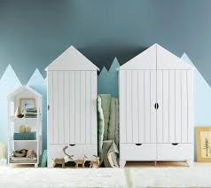 Les Armoires Cabine De Plage Chambre Bebe Enfant Www Vertbaudet Fr Collection Automne Hiver 2015 Cabine De Plage Armoire Cabine De Plage Mobilier Enfant