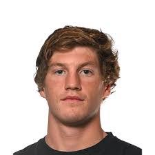 Brendon Smith's Instagram, Twitter & Facebook