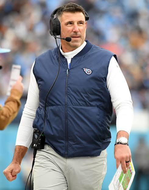 Mike Vrabel Expected To Become Patriots' Next HC