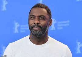 The first series is composed of six episodes which ran in may and june 2010. Idris Elba Dj Sitcom Drehen Bis Charlie Ist Axed Von Netflix Nach Nur Einer Serie Aktuelle Boulevard Nachrichten Und Fotogalerien Zu Stars Sternchen