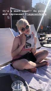 Click on the album covers to see carly rae jepsen lyrics inside the album. Carly Rae Jepsen Most Sexiest Celebrity Legs And Feet Facebook