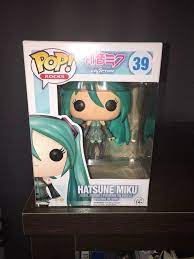 Up For Sell Is A Vaulted Hatsune Miku 39 Funko Pop That Is Now Vaulted And Hard To Find In Stores It Is Brand New Never Been Funko Pop Funko Hatsune Miku