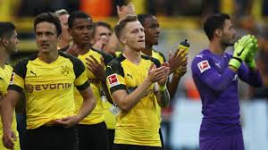 | leipzig kommt weiterhin kaum in längere ballbesitzphasen, die sachen. Borussia Dortmund Vs Rb Leipzig Football Match Report August 26 2018 Espn