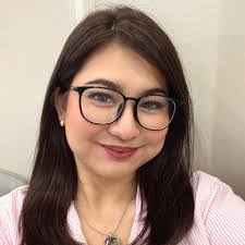 Jessa Jones's Instagram, Twitter & Facebook