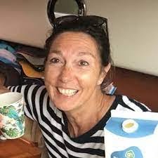 Miriam Simons's Instagram, Twitter & Facebook