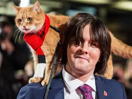I suggest watching the movie as bob plays himself. Street Cat Named Bob Death Tributes Pour In After James Bowen S Famous Pet Dies The Independent The Independent