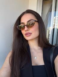 Monique Molina (@moniquemolina) • Instagram photos and videos