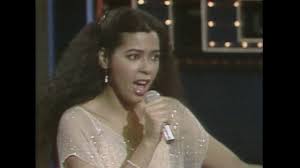 Irene Cara What A Feeling 1983 Mda Telethon Youtube Irene cara has the most amazing voice, and it's one of the most uplifting songs around. irene cara what a feeling 1983 mda telethon