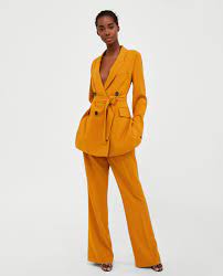 The model took to instagram. Emily Ratajkowski S Wedding Suit Costs Under 200 At Zara Vogue