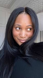 Talia Roberts's Instagram, Twitter & Facebook