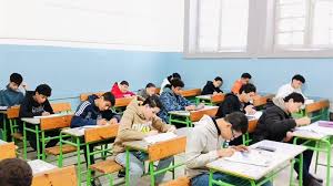 غدا.. طلاب الإعدادية بالجيزة يؤدون امتحانات الجبر والهندسة