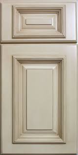 125 Reference Of Antique White Kitchen Cabinet Doors In 2020 Antique White Kitchen Cabinets White Kitchen Cabinets Antique White Kitchen