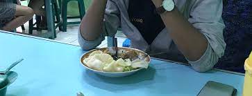At the 2006 census, its population was 196, in 56 families. Kuliner Sidoarjo Jilid 5