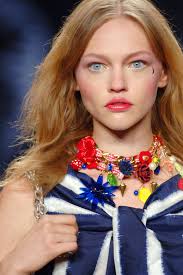 Anna Sui Spring 2007 Ready-to-Wear Collection