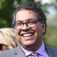 I'm Calgary's Muslim mayor. We can learn from Trudeau's 'brownface' moment. 