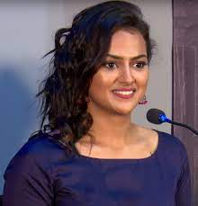 Whether you're simply curious as to who the greatest south indian actresses are, or you'd like to see your favorites top the list, it's all right here. Shraddha Srinath Wikipedia
