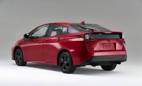 Japanese:トヨタ・プリウス, toyota puriusu) is a full hybrid electric automobile developed and manufactured by toyota since 1997. 2021 Toyota Prius Review Pricing And Specs