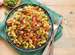 Erbsen Drellis Mit Schnittlauch Dattel Dressing Rezept Lebensmittel Essen Kochen Und Geniessen Erbsen