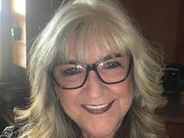 Darlene Lassiter's Instagram, Twitter & Facebook