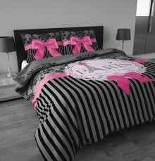 Découvrez notre gamme de parures de lit pour un sommeil douillet et reposant. Housse De Couette 220 X 240 Pas Cher Housse De Couette 2 Personnes Pas Cher Housse De Couette Ado Pas Cher Un Max D Idees