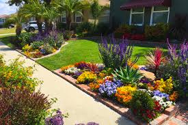 Easy landscaping tips for the novice landscaper. Front Yard Landscaping Ideas And Garden Designs For A Fresh Lawn