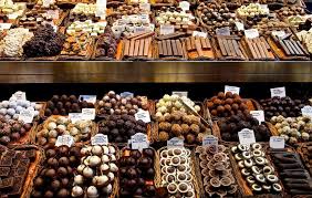 Finest belgium chocolate collection | milk dark chocolate filled with gianduja coconut creme guylian belgium chocolates 22 piece artisinal seashell truffles, hazelnut filling, 8.8 ounce. Top 7 Experiences Summer In Brussels Best World Yet Belgium Chocolate Belgian Chocolate Chocolate Festival