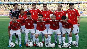 Accede a todas las noticias del fútbol internacional. En Que Estan Hoy Los 14 Jugadores Que Vivieron En Cancha La Clasificacion De Chile A Sudafrica 2010 Emol Com