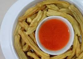 Uleni adonan sampai kalis, kemudian tutup dengan kain lap bersih selama 15 menit. Cara Memasak Cakwe Mini Kekinian