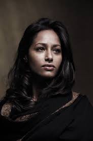 Rula was only 5 years old when her mother, who never recovered from visit her official website @ rulajebreal.com. There Is A Certain Logic To Using Digital Light For Digital Capture Made In China Com Portrait Female Portrait Portrait Photo