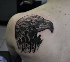 Varela, 24, suffered an inflammation as the result of the tattoo. Eintracht Frankfurt Tribut Cover Up Free Hand Juanosan Flickr