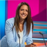 The pointed tab collar is slightly taller, making it a perfect choice for men with longer necks. Elodie Crausaz Journaliste Rts Radio Television Suisse Linkedin