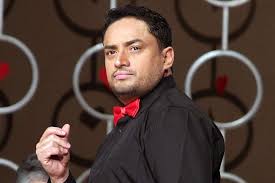Puerto Rican Singer Manny Manuel Hospitalized After 2 Car Collisions