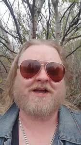 Don Brenton covering my tune .. mess this up .. at the blue whale!