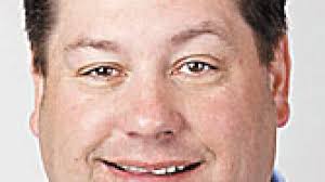 Scully, Rheault snag park seats