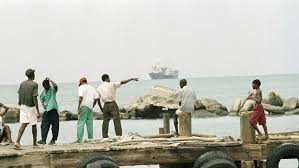 Jun 29, 2021 · tras un terremoto en kenia en 2016, cuatro personas fueron rescatadas bajo unos escombros después de seis días. Eph1ay Ensh0nm