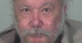 Police seize cache of guns following threat