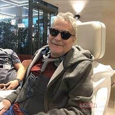 Mehmet ali erbil, 2015 yılında star tv' de yayınlanan çarkıfelek'in sunuculuğunu yapmıştır. Mehmet Ali Erbil In Cocuklari Ile Ev Halinde Dikkatleri Oglu Ali Sadi Cekti Iste Babasina Benzetilen Ali Sadi Erbil Galeri Magazin