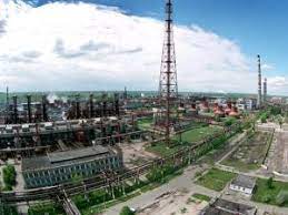 Jun 07, 2021 · як повідомляли українські новини, за підозрою в спробі підірвати цистерни з аміаком на території підприємства сєвєродонецьке об'єднання азот у луганській області співробітники сбу. Sho Chekaye Rivne Bez Azotu Ogo