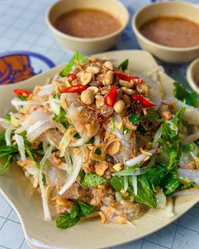 Gỏi cá mai Phú Yên – Đặc sản tươi ngon đậm vị biển xứ Nẫu