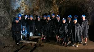 La visite virtuelle de la mine commence dans ce bâtiment. Geoffnung Tellure Silbermine Sainte Marie Aux Mines Visit Alsace