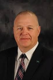 Andrew Trivette's Instagram, Twitter & Facebook