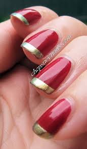 Easy Xmas Nail Art Red With Gold French Tips Christmas Nail Art Easy Xmas Nail Art Christmas Nails Easy French tips in red, red glitter, red base coat, and red decals if you want to accessorize!