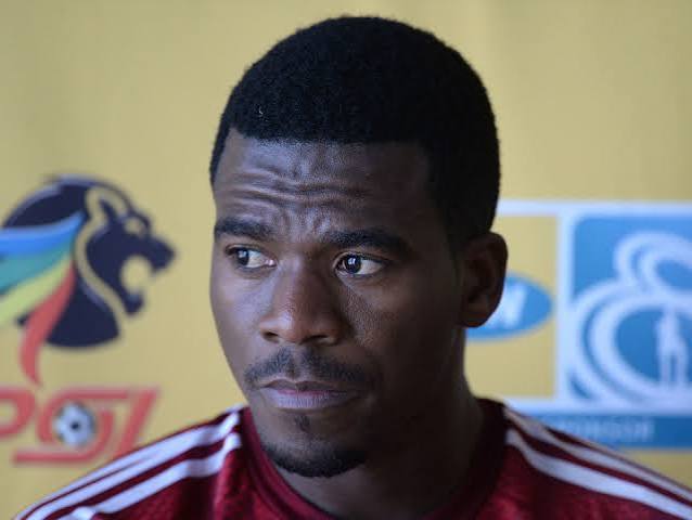 Senzo Meyiwa shooting: South African president leads tributes to goalkeeper | South Africa | The Guardian