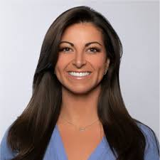 Elizabeth Harrigan's Instagram, Twitter & Facebook