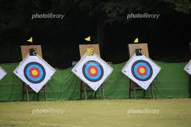 ターゲット・フェース target face 的紙。 ダブリュー・エー wa 世界アーチェリー連盟world archeryの略称。1931年設立当時は国際アーチェリー連盟fédération internationale de tir à l'arc（fita）。2012年4月に名称変更。加盟国数は162か国（2017）。 ã‚¢ãƒ¼ãƒã‚§ãƒªãƒ¼ã®çš„ å†™çœŸç´ æ 6798695 ãƒ•ã‚©ãƒˆãƒ©ã‚¤ãƒ–ãƒ©ãƒªãƒ¼ Photolibrary