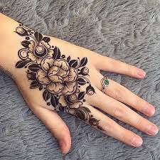 Gorgeous Henna Design By Henna Amelia Love The Details And The Shading On The Flowers Well Done Henna Designs Hand Mehndi Design Images Modern Henna Designs