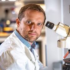 Neil Smart (@Neil_J_Smart)