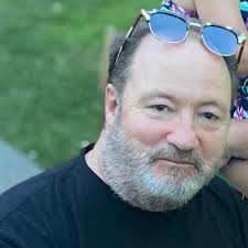 Fundraiser for Mary Quinn by Richard Doll : Van for Larry