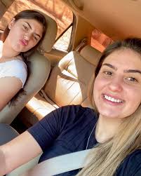 A minha felicidade é VOCÊS. Vocês sim tem todo meu amor, carinho e cuidado…  é claro que do meu jeitinho🙄🫰🏻!