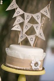 Pin By Lauren Deml On Married Life 1st Wedding Anniversary 1st Wedding Anniversary Gift Anniversary Cake